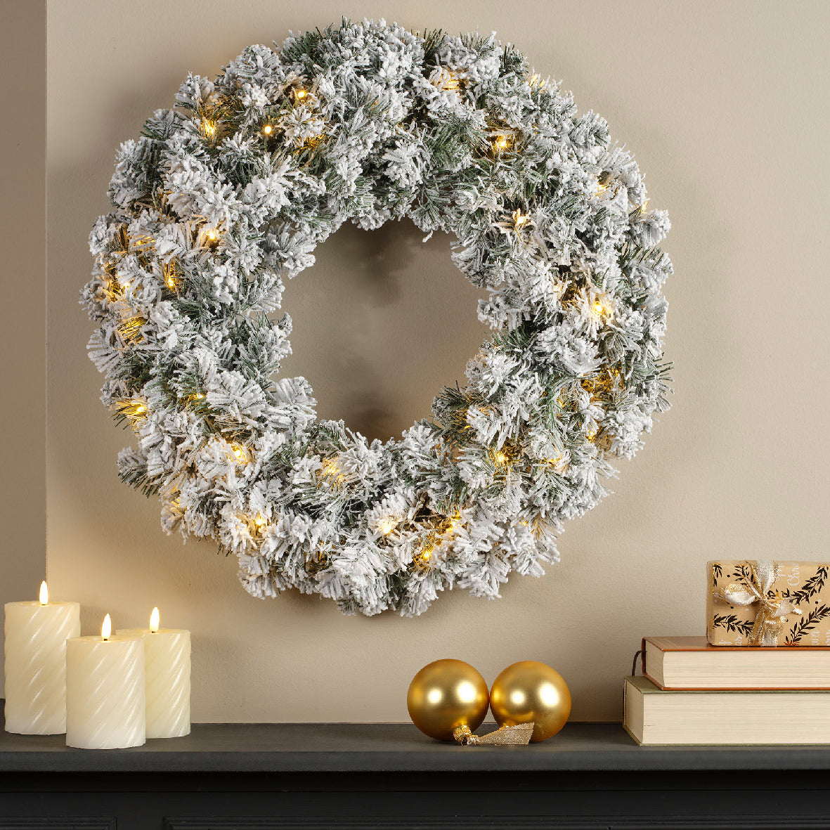 Kerstkrans Everlands - Ø 60 cm - Groen - Besneeuwd - 50 LED - foto 4
