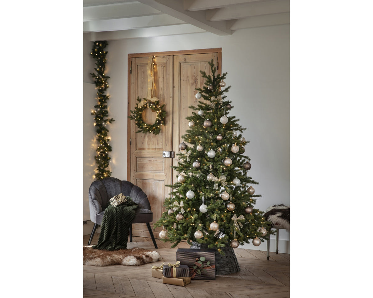 Kunstkerstboom Allison - H 300 cm - Ø 182 cm - Everlands - foto 2