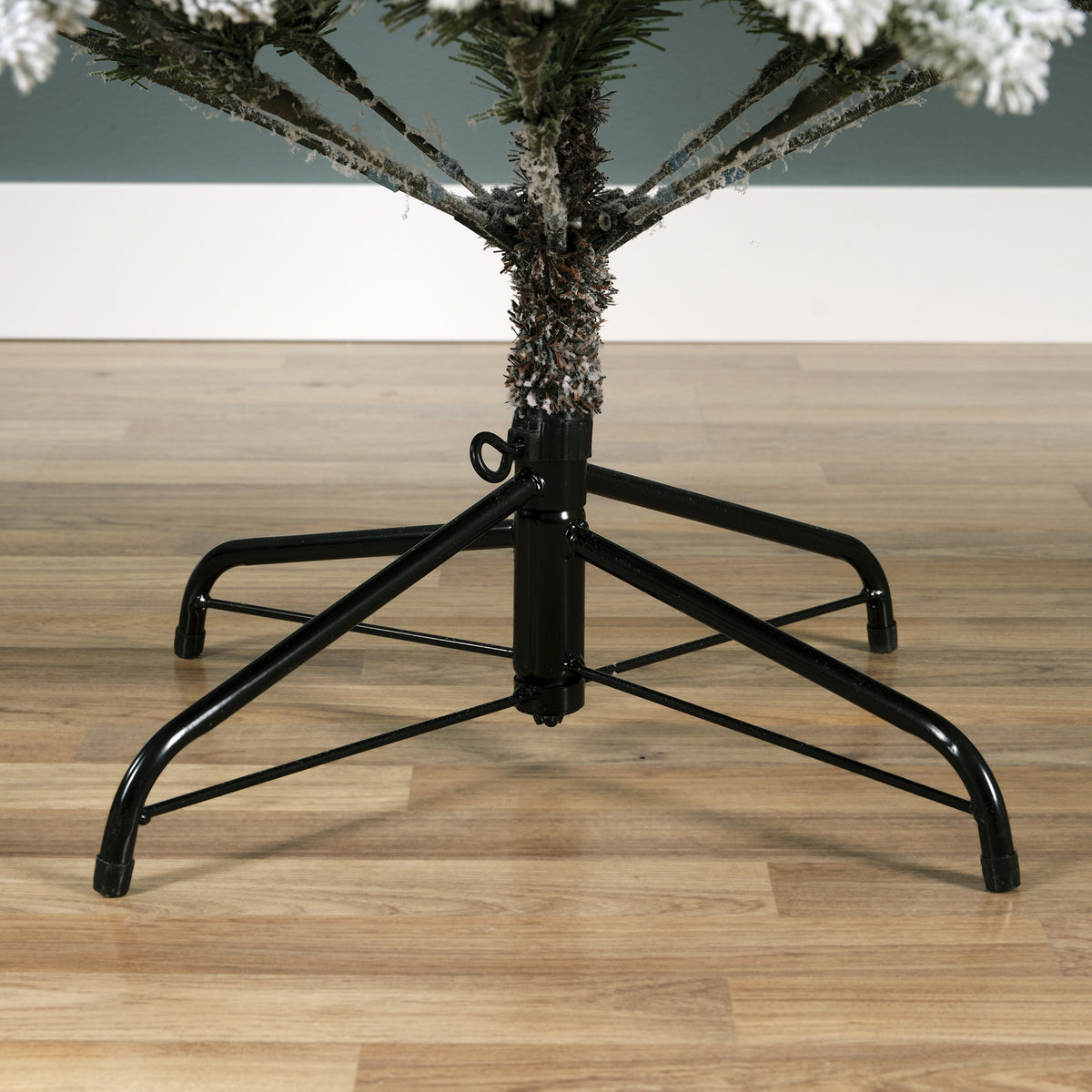 Kunstkerstboom Allison - H 240 cm - Groen - Besneeuwd - Everlands - foto 4